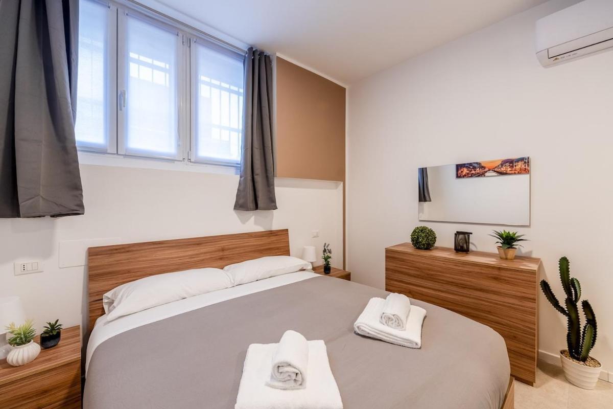 Апартаменты Authentic Private Flat 2 Min From Navigli Милан Экстерьер фото
